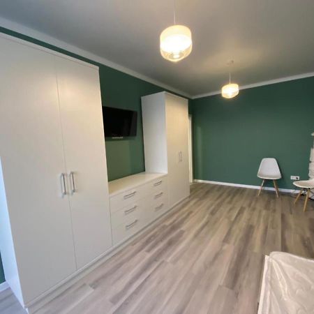 Vip Apartment Mountain View Алма Ата Екстериор снимка